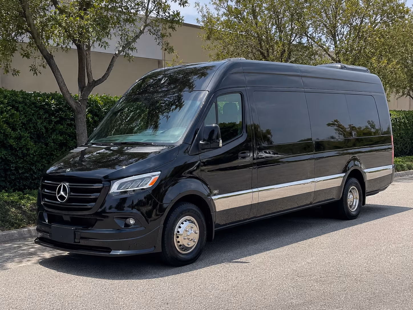 find the perfect transportation for your next wedding 3